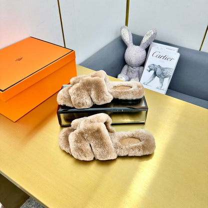 0RAN SHEARLING SANDALS LIGHT BROWN