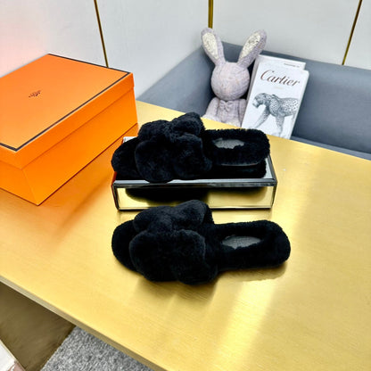 ORAN SHEARLING SANDALS BLACK