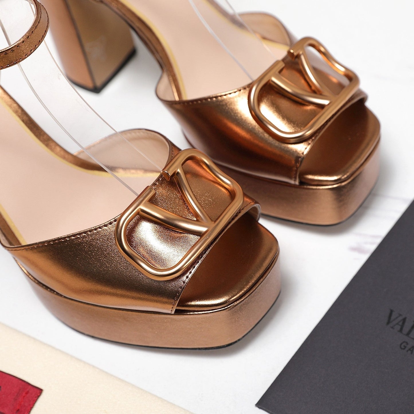 VALENTINO 25S GARAVANI VLOGO SIGNATURE HIGH-HEEL SANDALS 110 MM IN METALLIC COPPER CALFSKIN