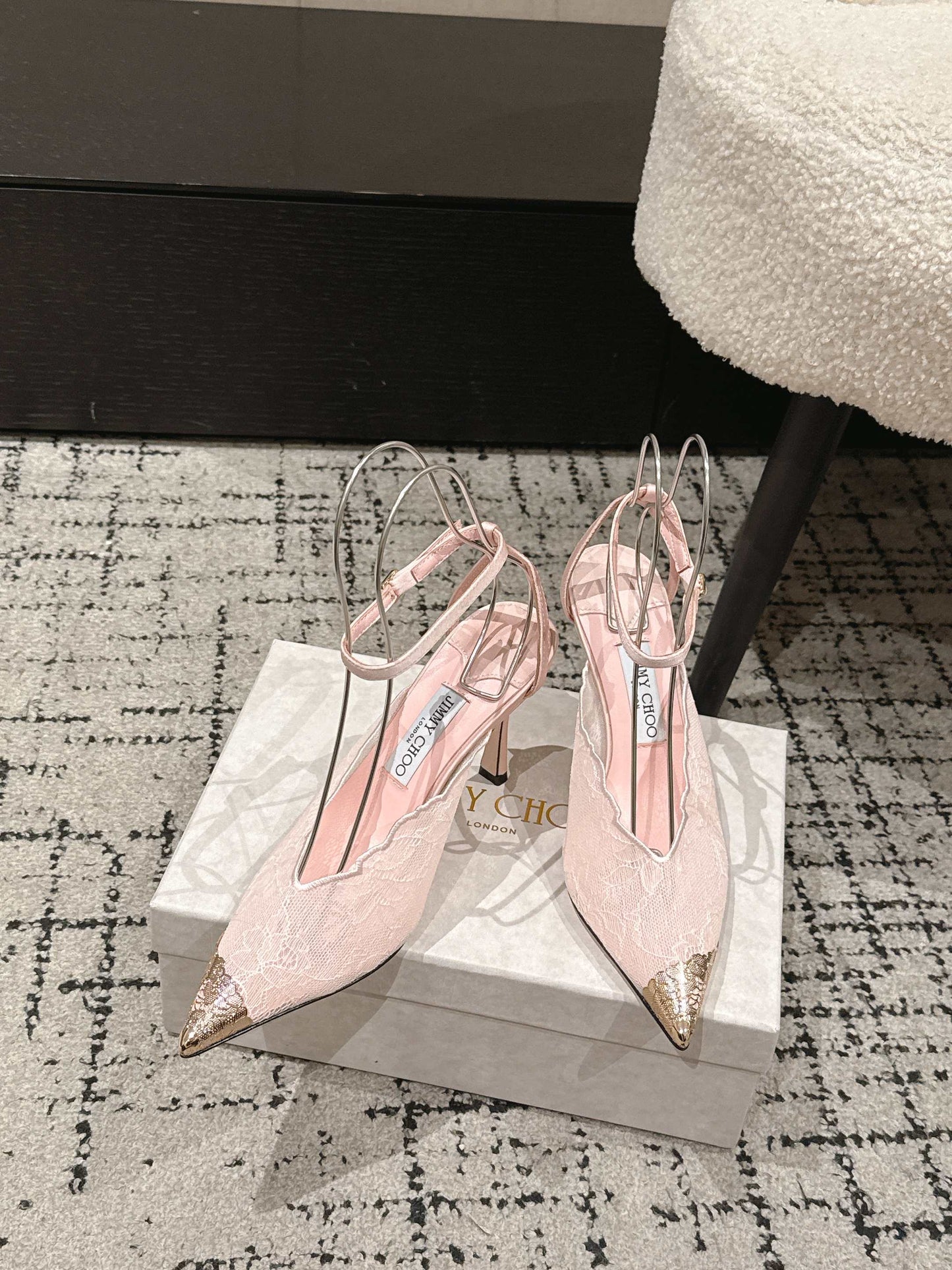 JIMMY CHOO 26S SLINGBACK HEELS 95 MM IN LIGHT PINK LACE