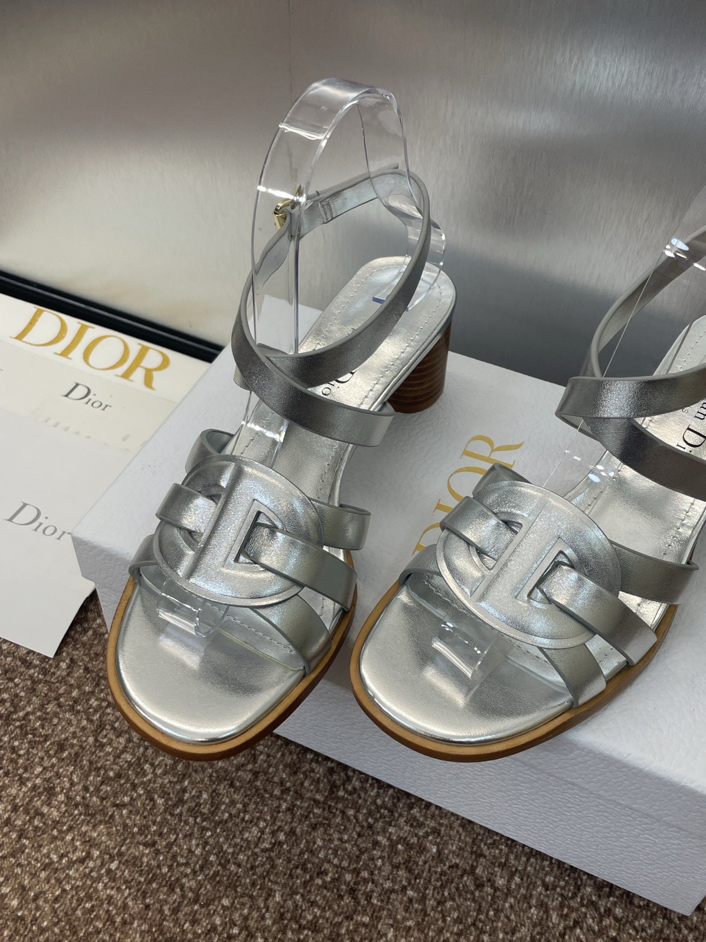D-CLUB HIGH HEEL SLIDE 25S 55MM IN SILVER GLOSSY CALFSKIN