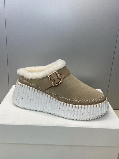 CHLOÉ 26S FUR-LINED WEDGE MULES IN DARK BEIGE SUEDE