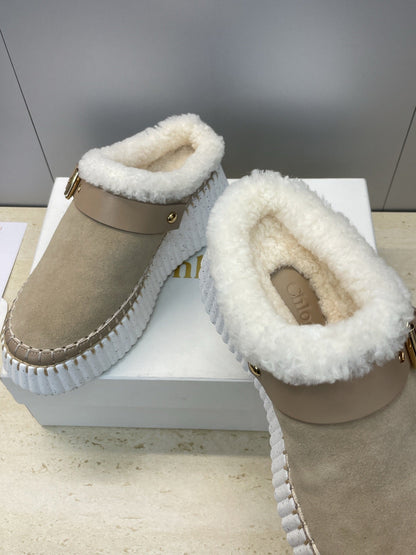 CHLOÉ 26S FUR-LINED WEDGE MULES IN DARK BEIGE SUEDE