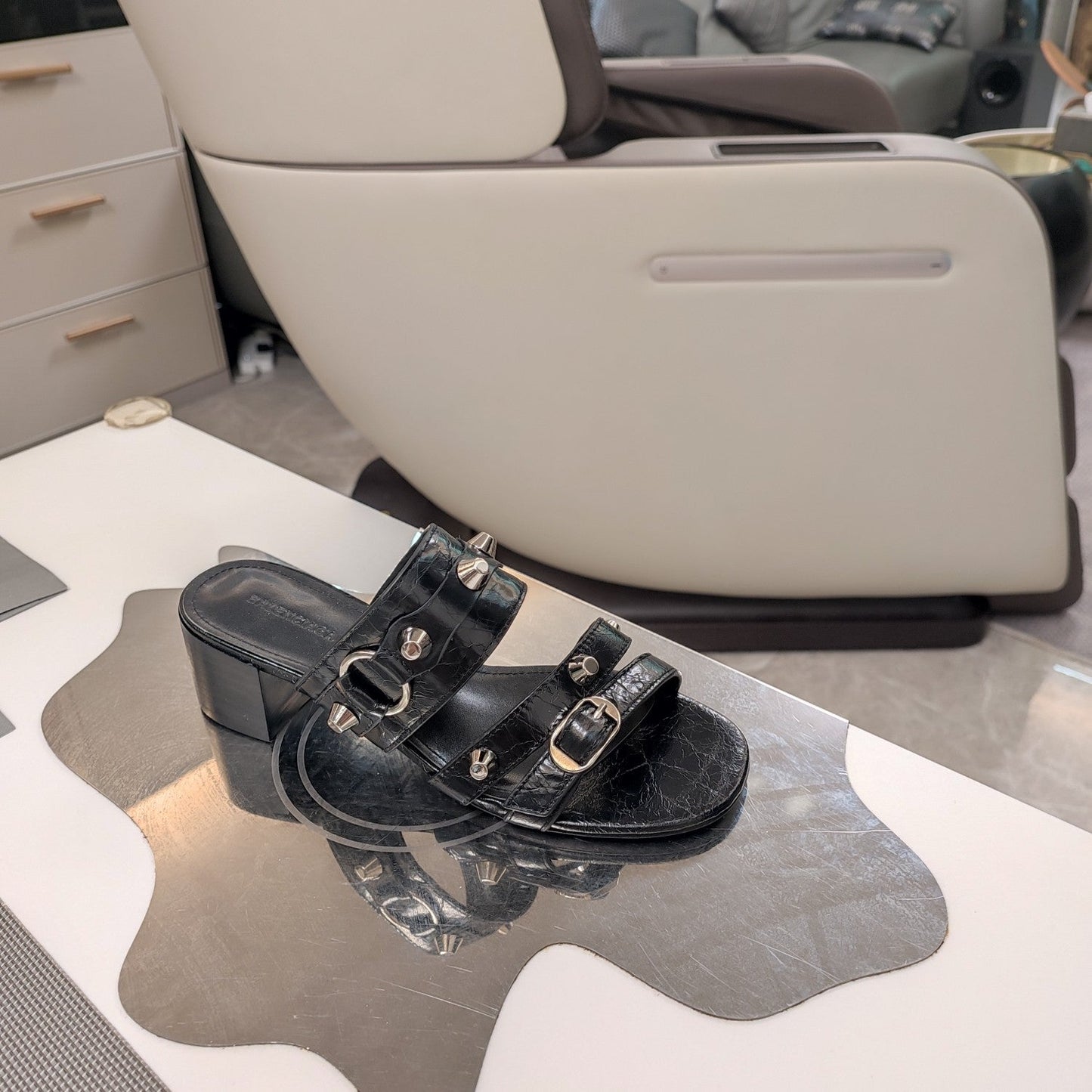 STRAPPY MEDIUM HEELED SANDALS IN BLACK STUDDED WAX-OIL SHEEPSKIN