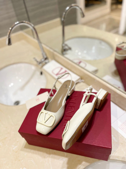 VALENTINO 26S SLINGBACK IN CREAM WHITE PATENT CALFSKIN