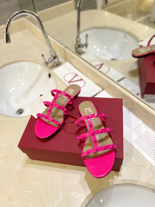 VALENTINO 26S ROCKSTUD CAGED SANDALS IN PINK CALFSKIN