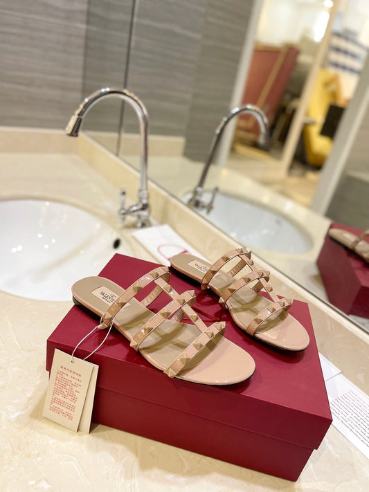 VALENTINO 26S ROCKSTUD CAGED SANDALS IN NUDE CALFSKIN